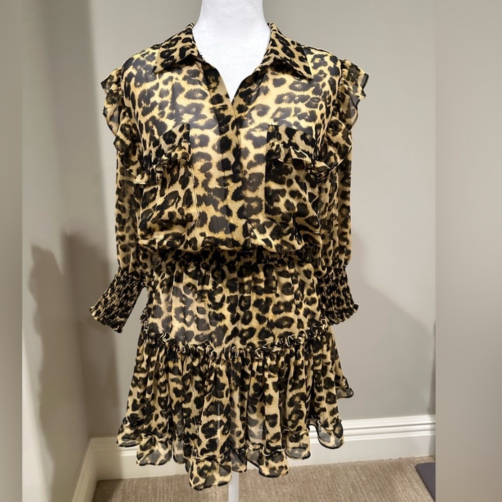 Misa leopard shirt dress size small